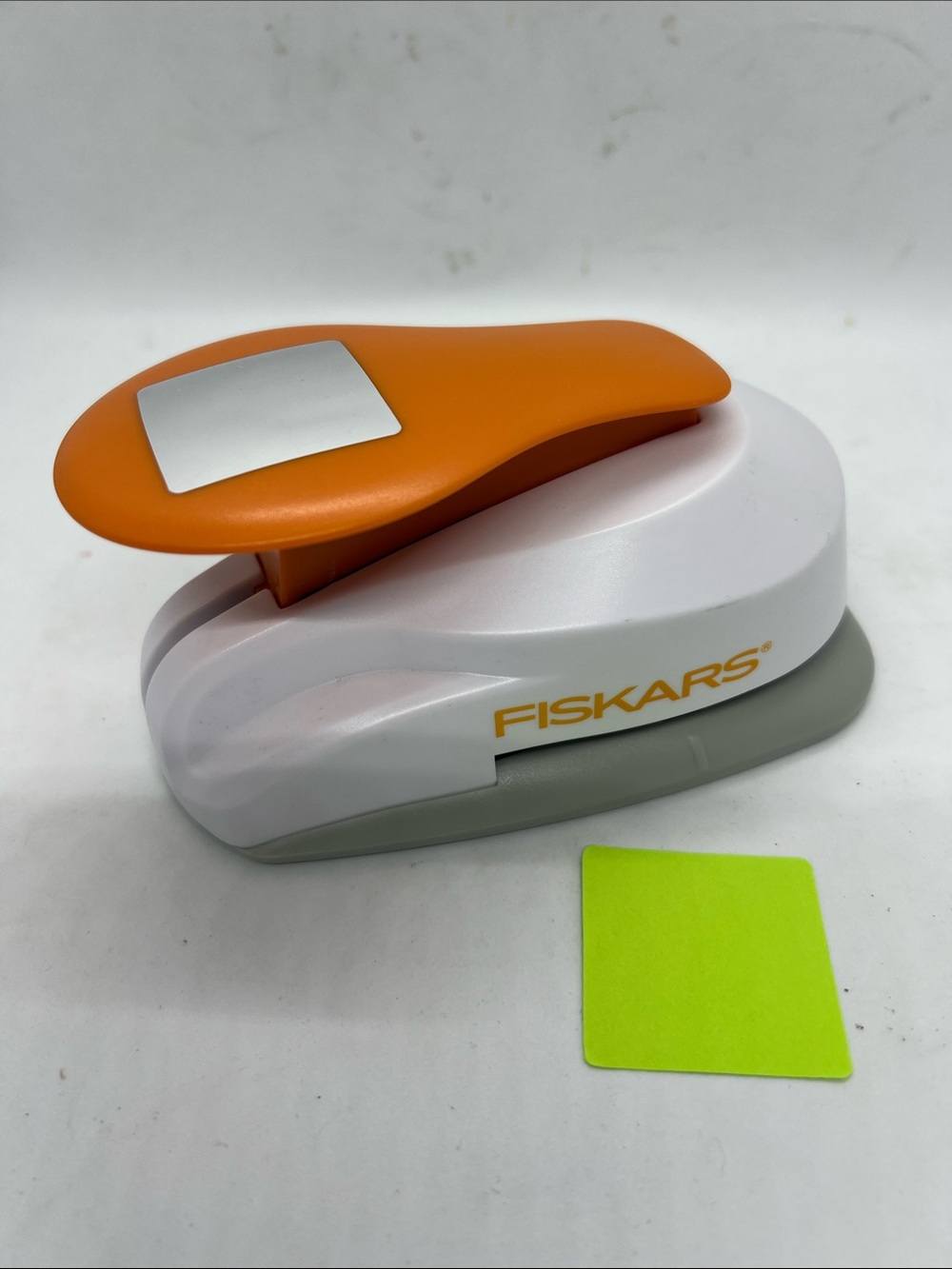 Fiskars Square Punch Shape Cutter for Scrapbooking Preowned